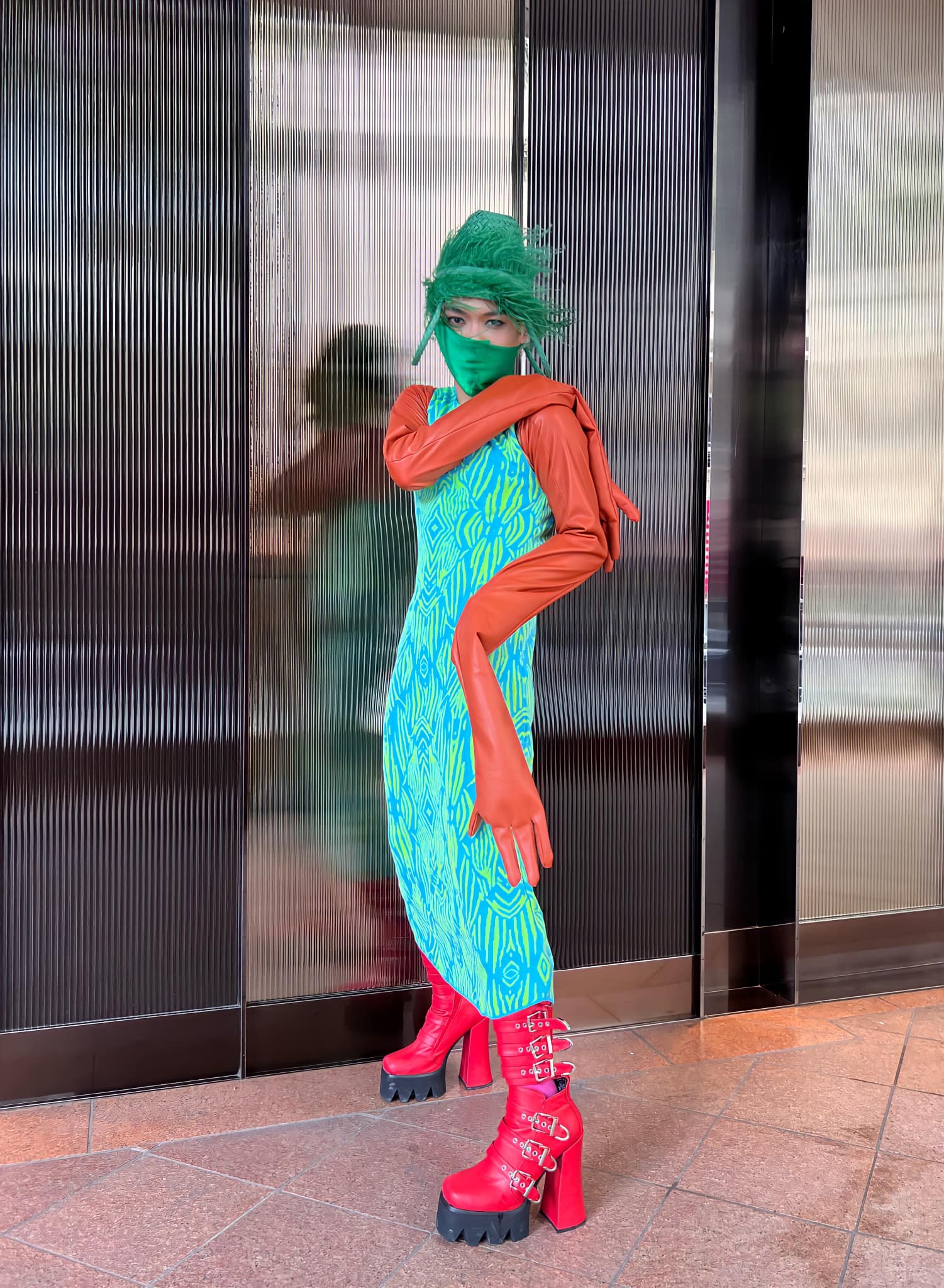 Phạm Thoại là ai? 