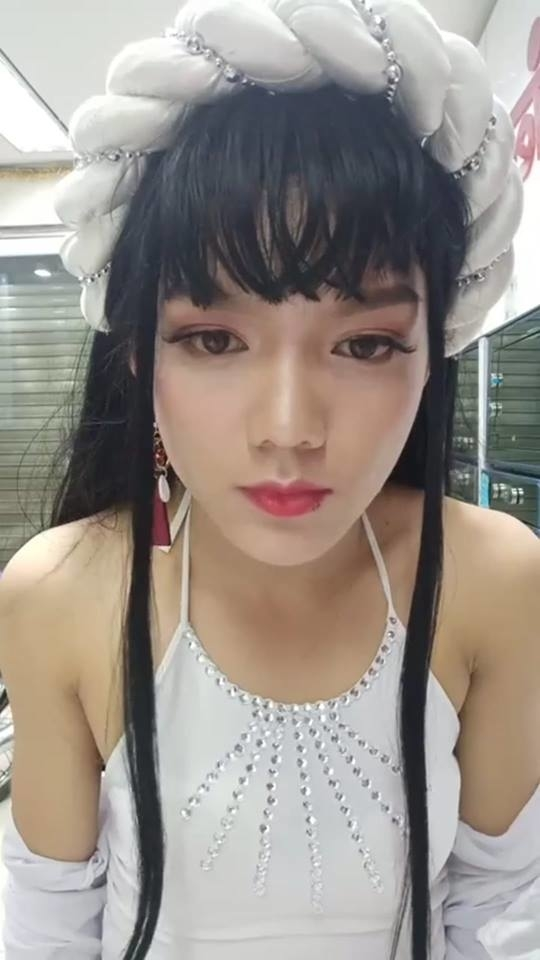 Phạm Thoại là ai? 