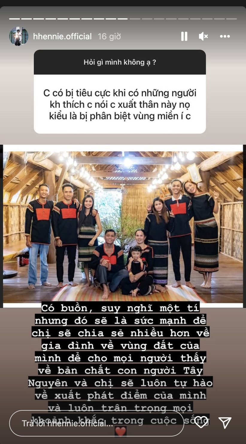 Hôm qua sao làm gì (4/6): Jun Vũ tung bộ ảnh nội y mừng tuổi mới - Ảnh 24