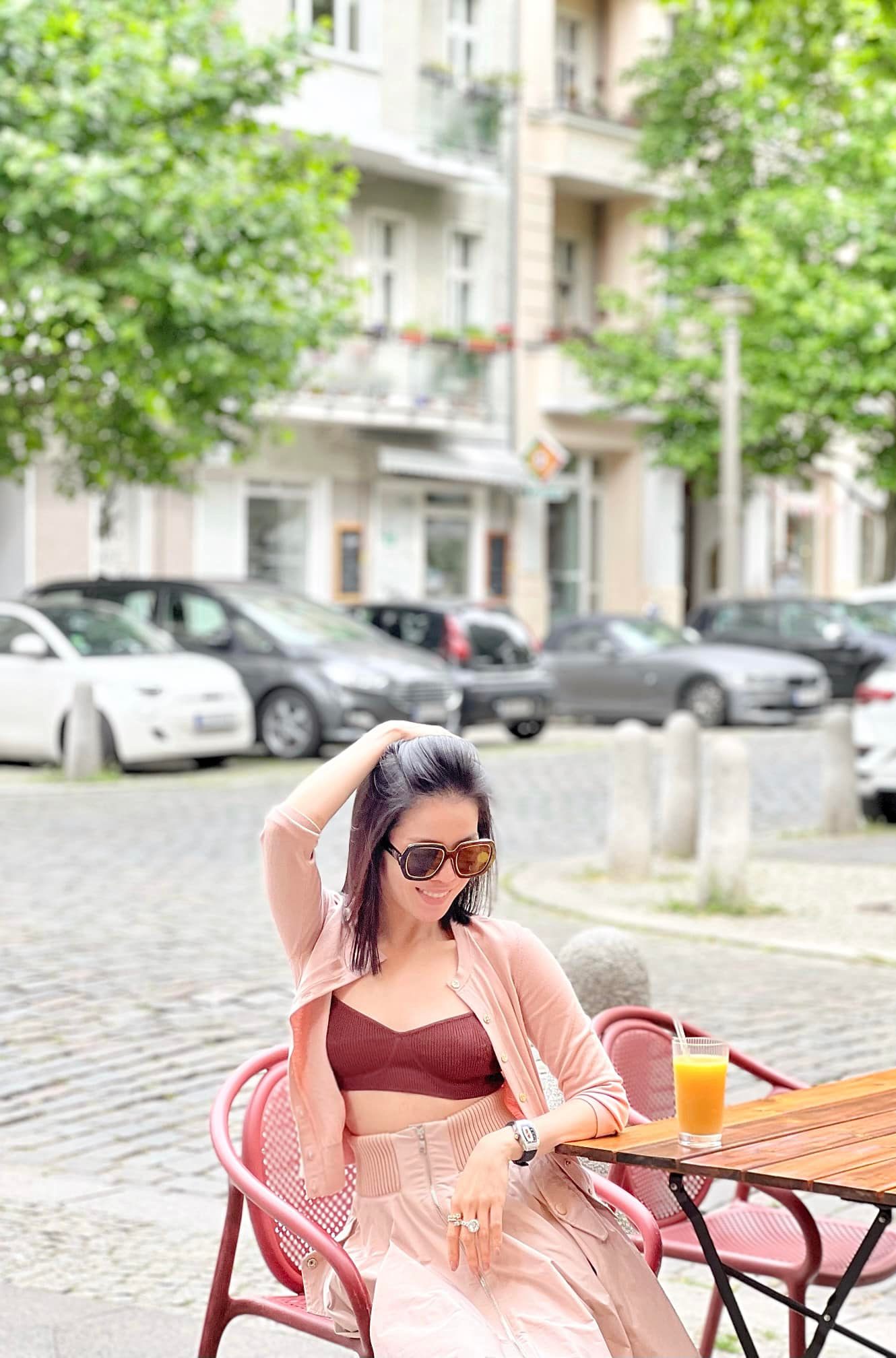 Hôm qua sao làm gì (5/6): - Ảnh 15