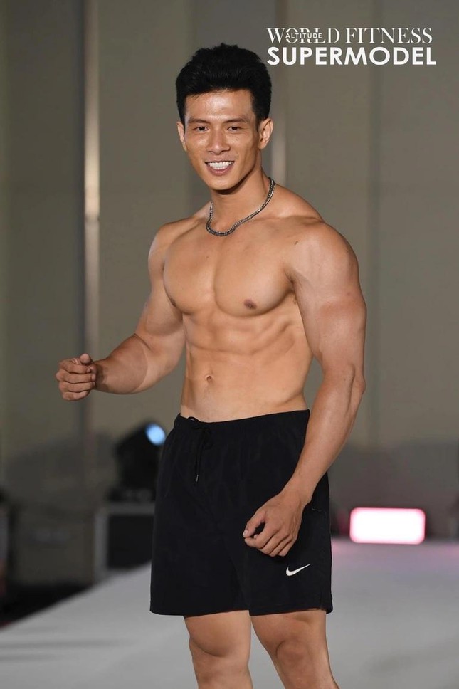 Siêu mẫu - Ảnh 2