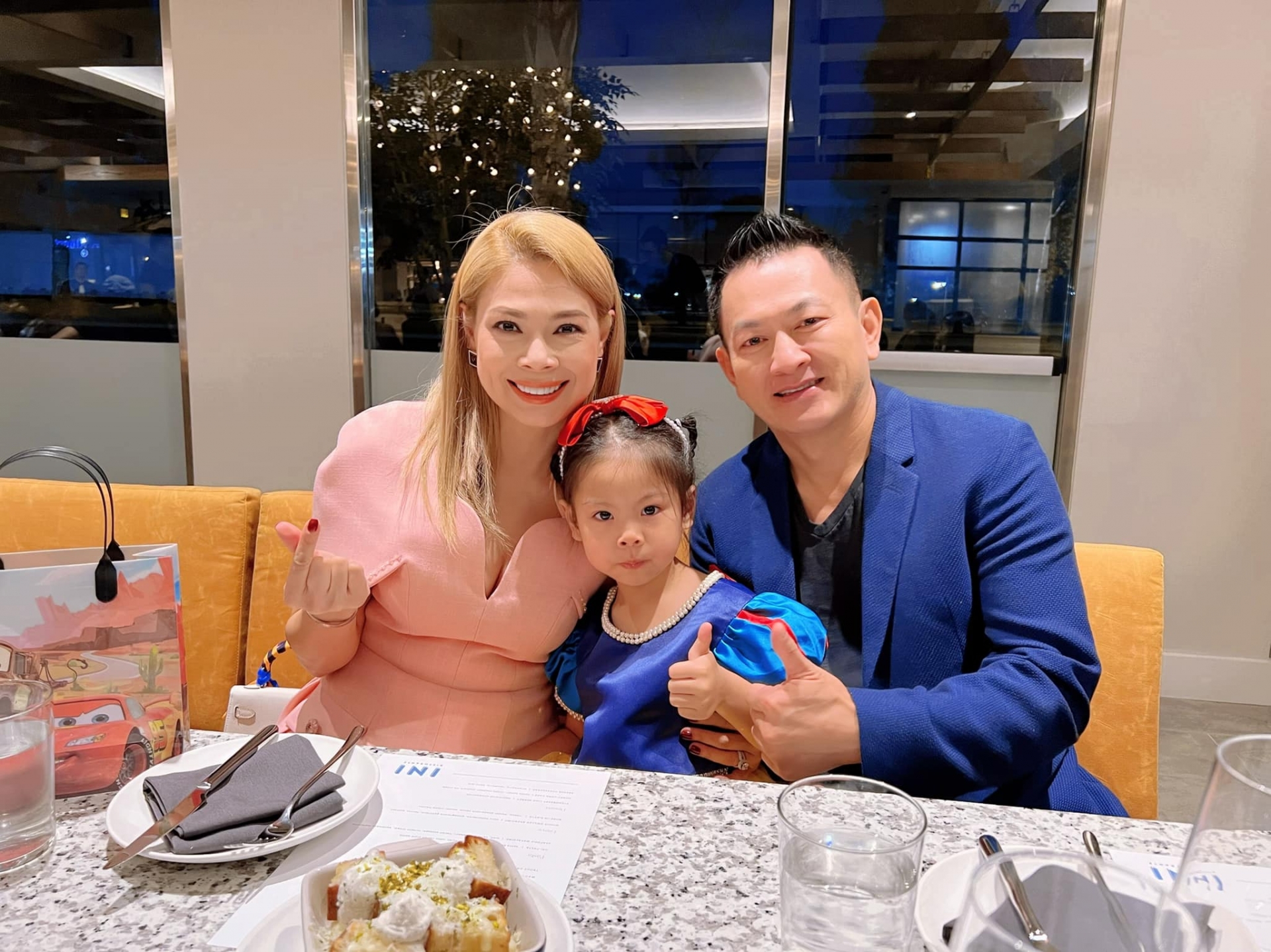 Hôm qua sao làm gì (6/6): Phạm Quỳnh Anh, Khả Ngân giải thích yêu cầu lạ trong đám cưới Minh Hằng - Ảnh 1