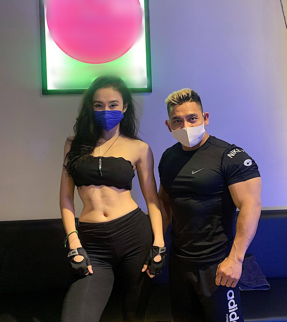 Phạm Văn Mách thừa nhận Angela Phương Trinh là học trò đặc biệt và xuất sắc  - Ảnh 4