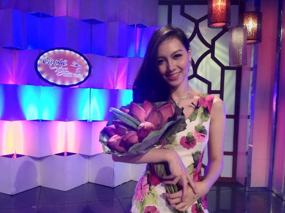 Hôm qua sao làm gì (7/6): - Ảnh 3