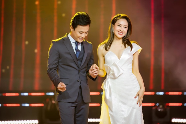 Hồng Đăng là ai? Soái ca VFC hôn nhân hạnh phúc bên vợ 