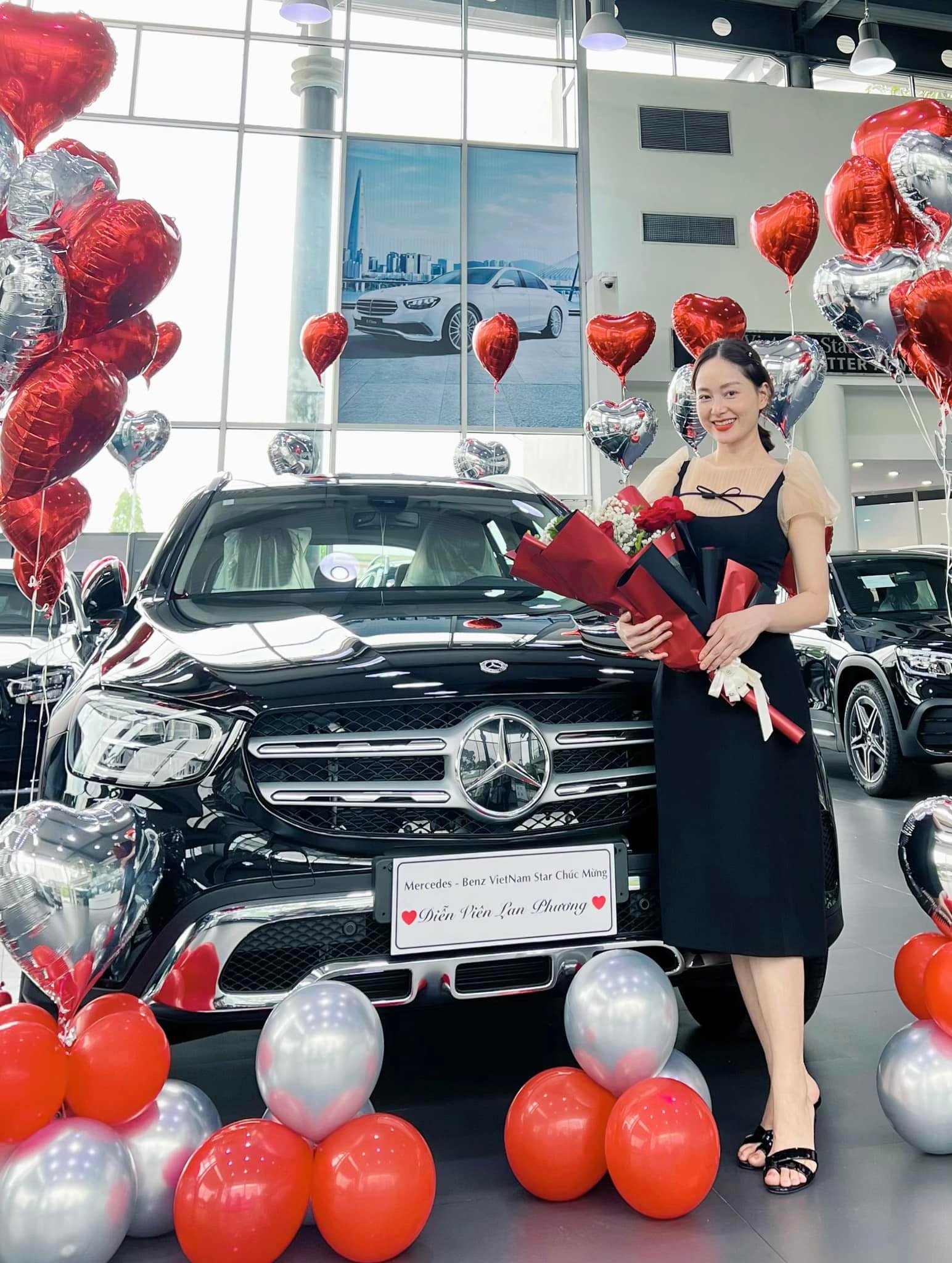Lan Phương tậu xe hơi Mercedes tiền tỷ vì chồng 
