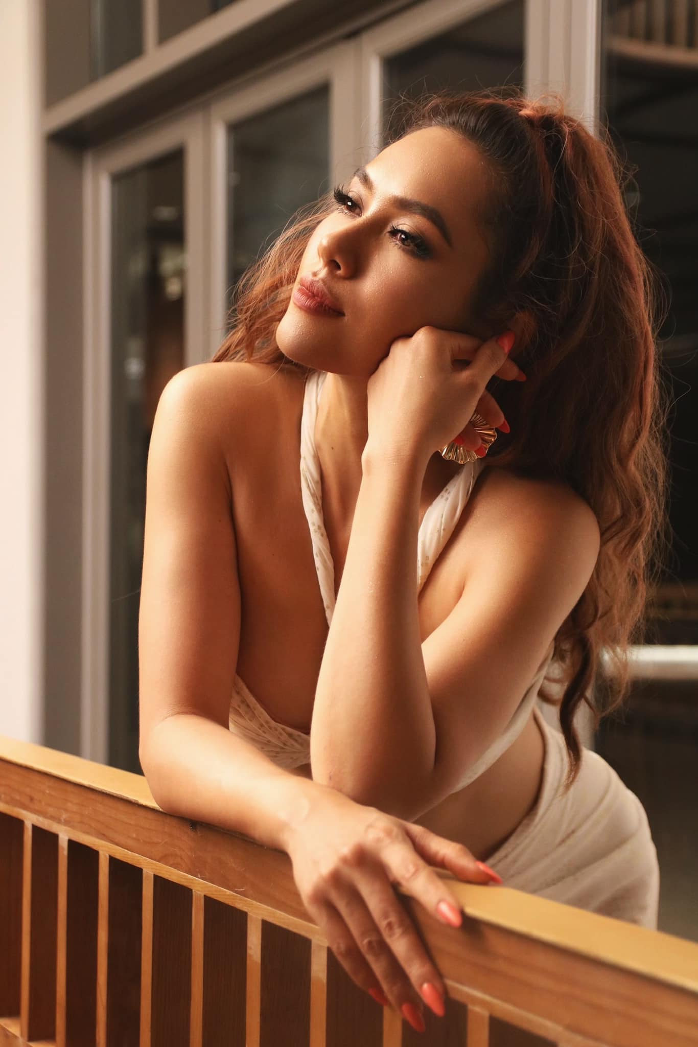 Khoe nhan sắc đẹp như nữ thần, Á hậu Hoàng My tiết lộ lần đầu đóng phim - Ảnh 2