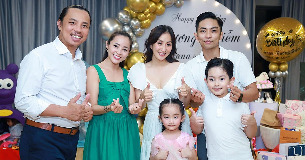 Vợ chồng Chí Anh dự tiệc mừng sinh nhật con gái Khánh Thi - Phan Hiển