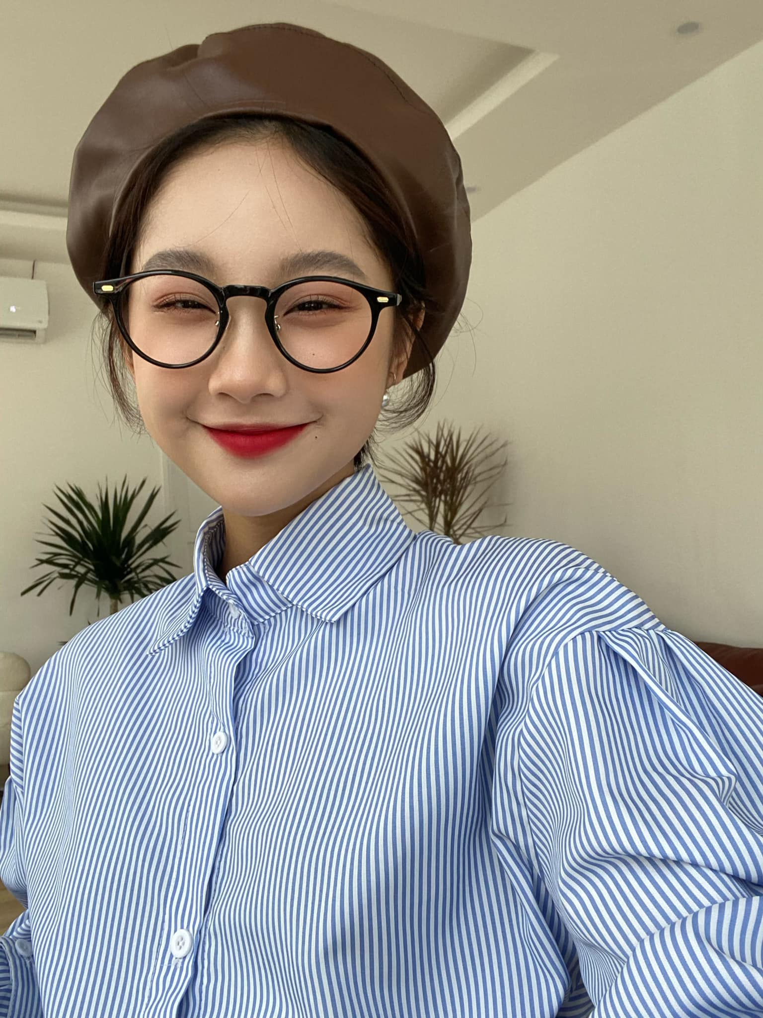 Hot girl người Tày trong 