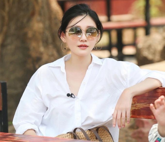 DJ Koo khoe quà Từ Hy Viên tặng, ngọt ngào thể hiện tình yêu với vợ - Ảnh 3