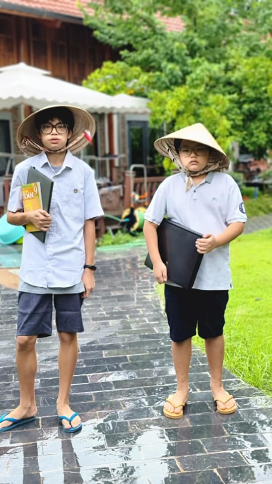 Con trai Xuân Bắc cao lớn phổng phao ở tuổi 15 - Ảnh 3