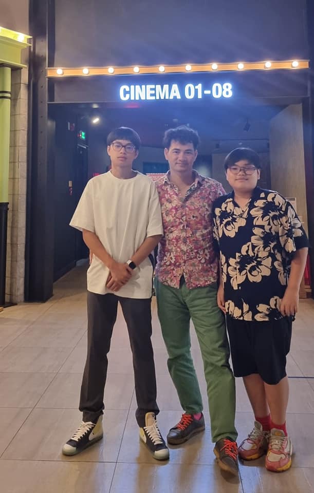 Con trai Xuân Bắc cao lớn phổng phao ở tuổi 15 - Ảnh 6