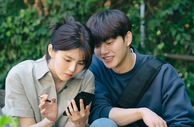 Han So Hee bị bắt gặp hẹn hò Song Kang  - Ảnh 1