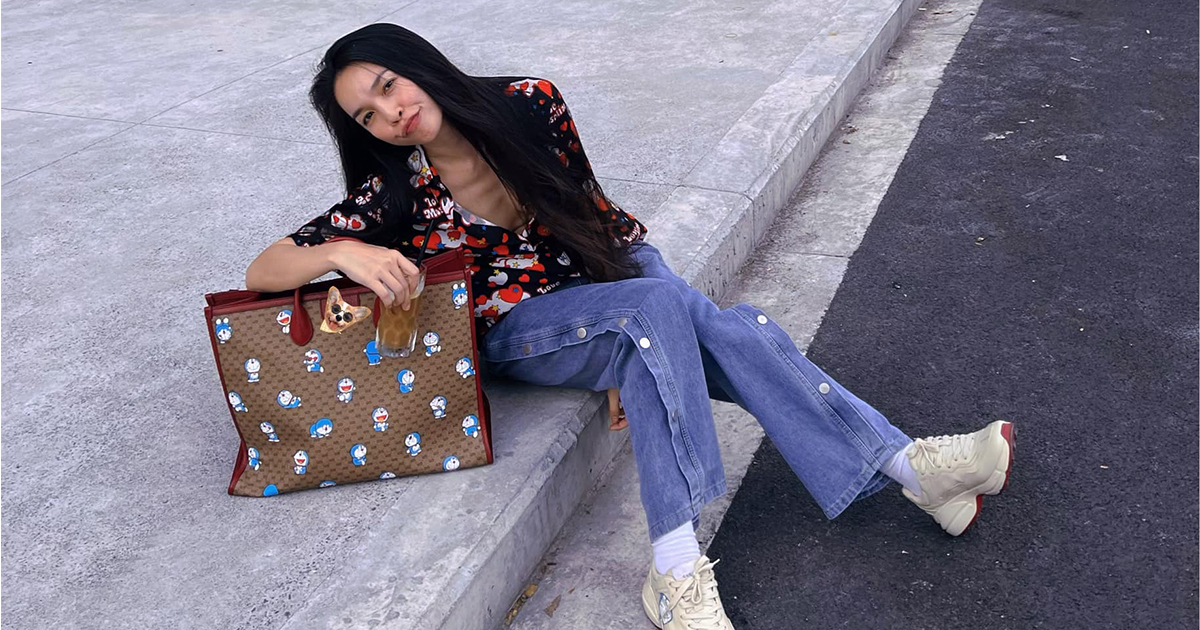 Hiền Thục mở cúc áo nhưng netizen chỉ nhìn thấy xương