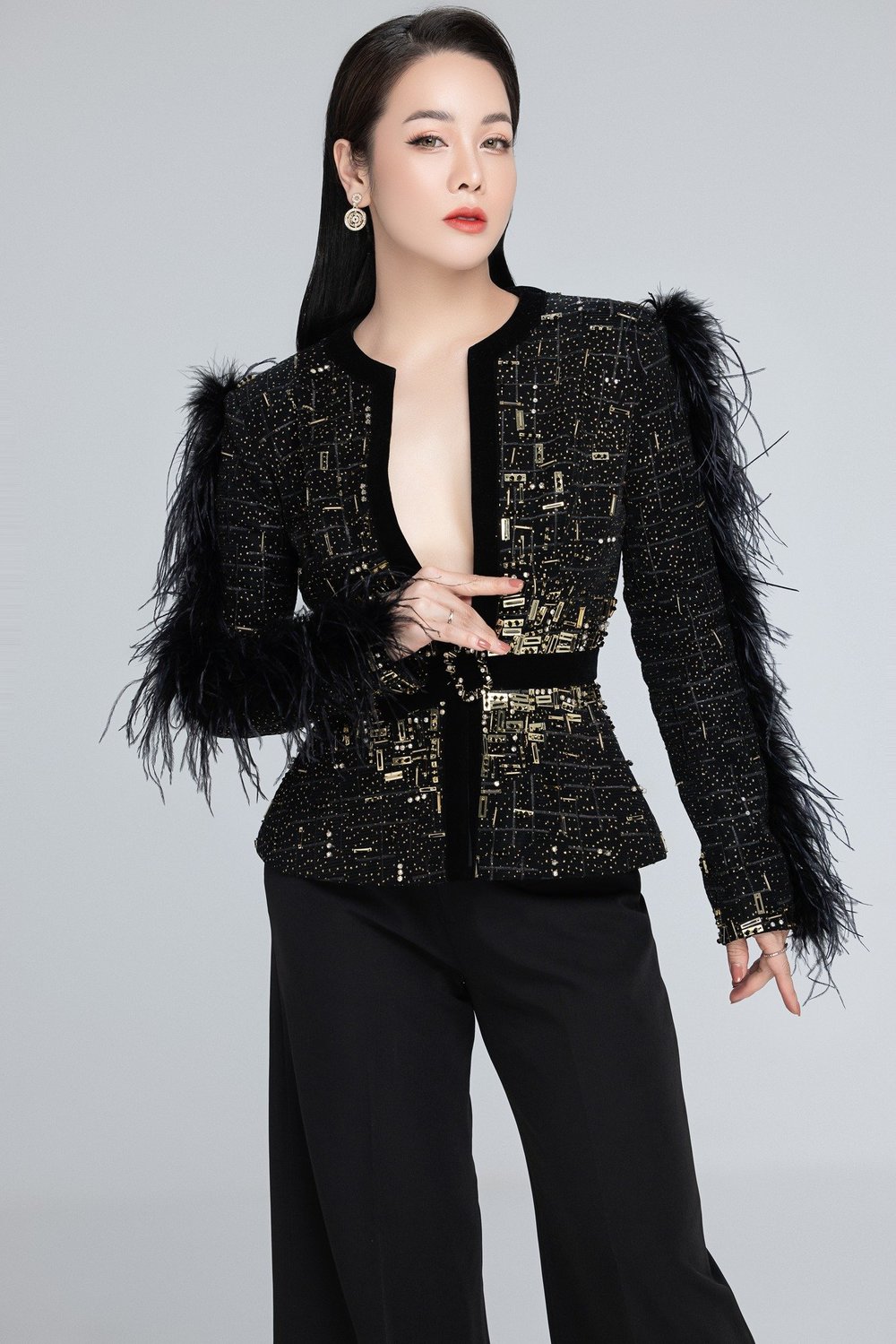 Nhật Kim Anh là ai? - Ảnh 22