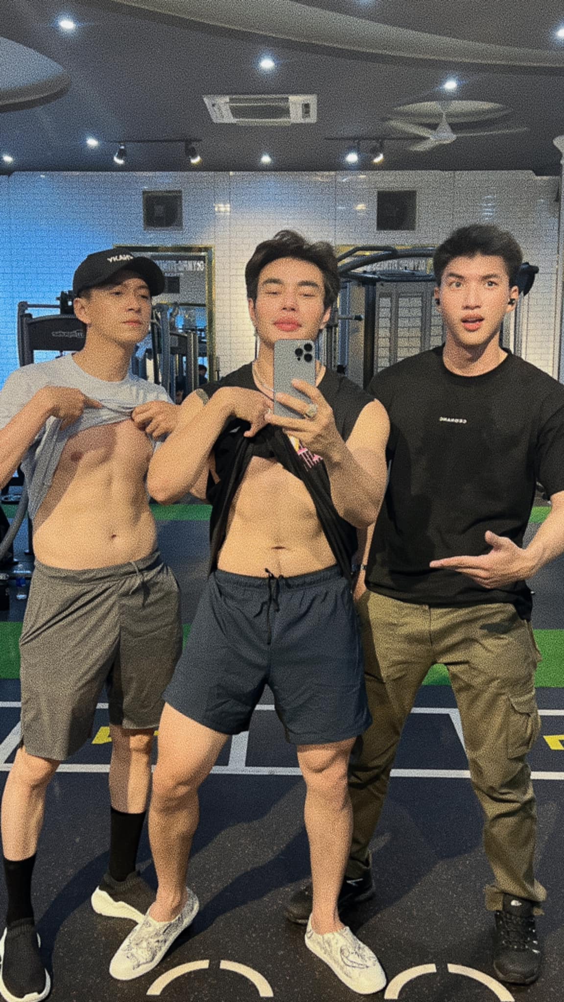 Tin Giải Trí 20/6: - Ảnh 5