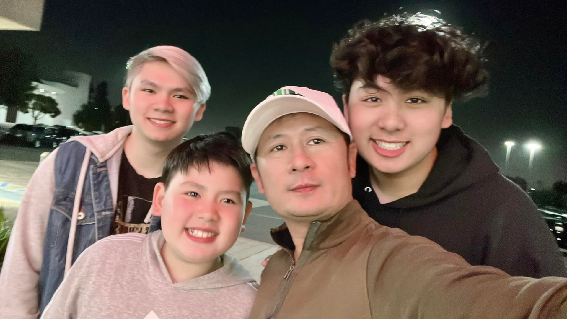 Vợ cũ chúc mừng khi Bằng Kiều công khai có con trai thứ 4 với người mới - Ảnh 1