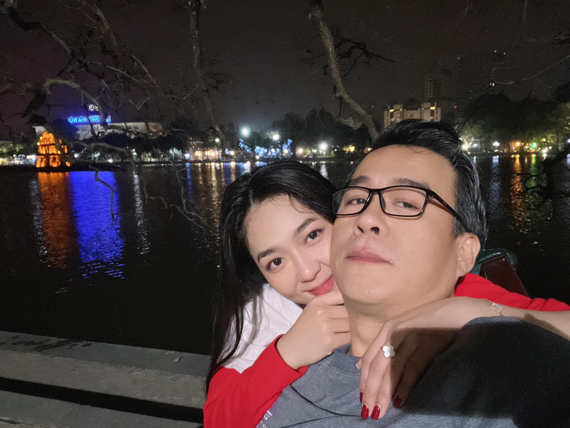 Hà Thanh Xuân quay lại nghệ thuật bất chấp chỉ trích, cảm thấy 