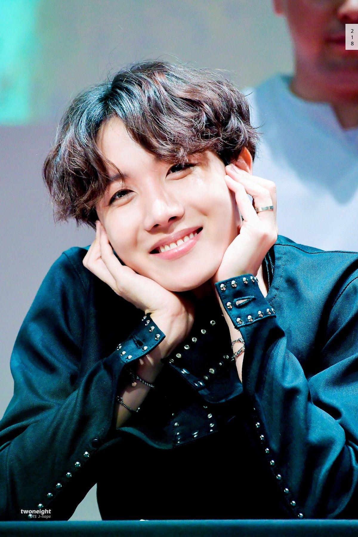 J-Hope là ai? - Ảnh 23
