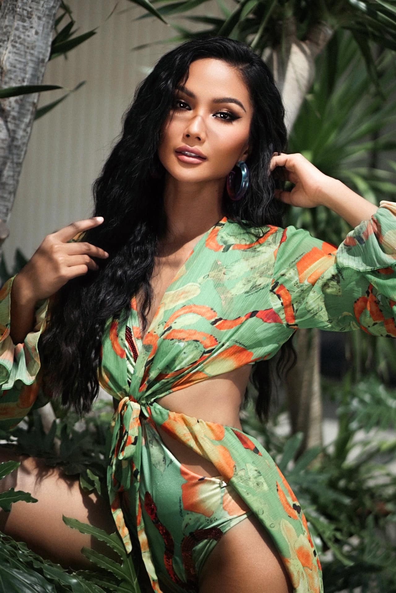 H'Hen Niê thừa nhận 27 tuổi mới có nụ hôn đầu, 2 năm rồi không mua đồ hiệu - Ảnh 2