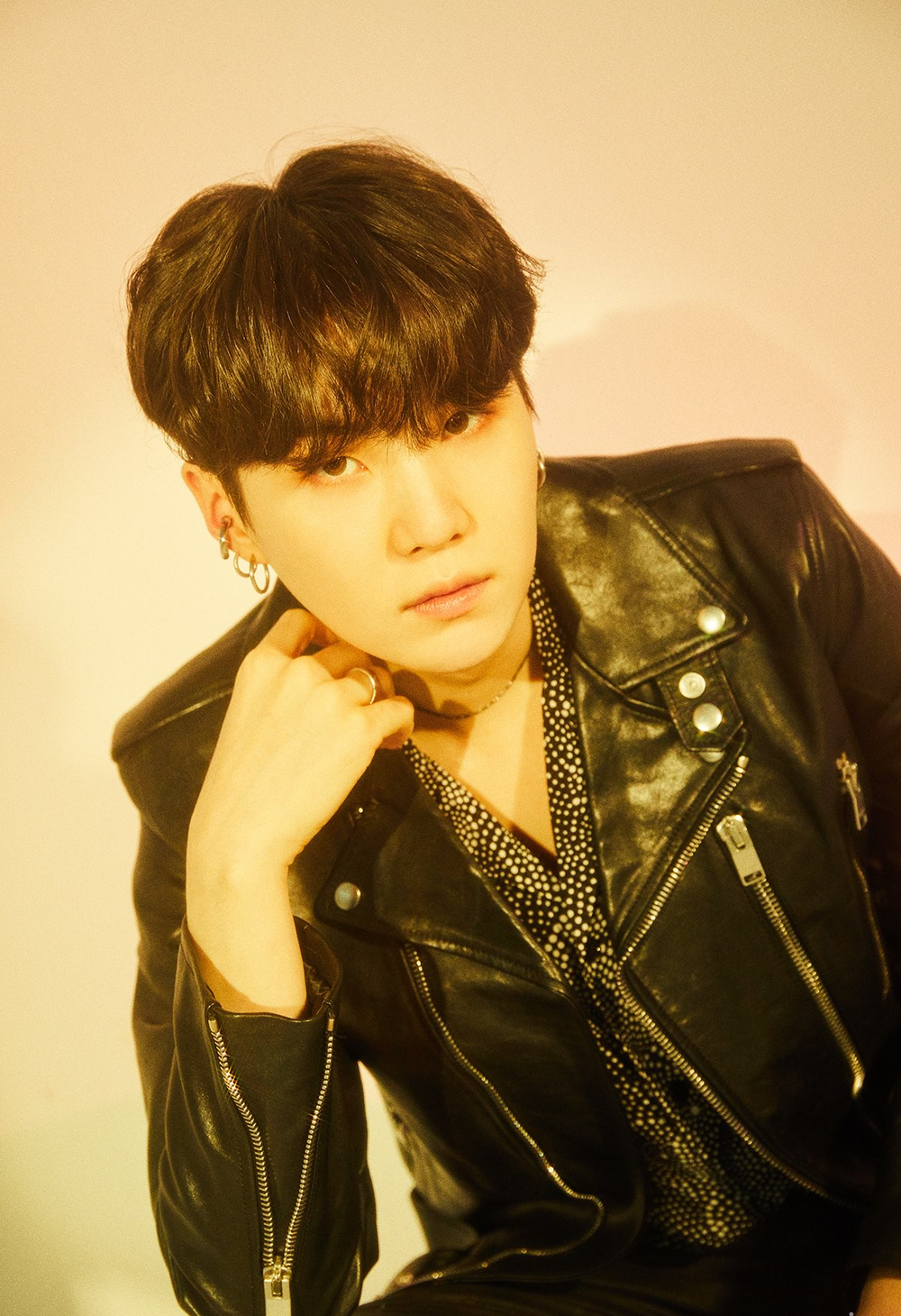 Suga là ai? - Ảnh 1