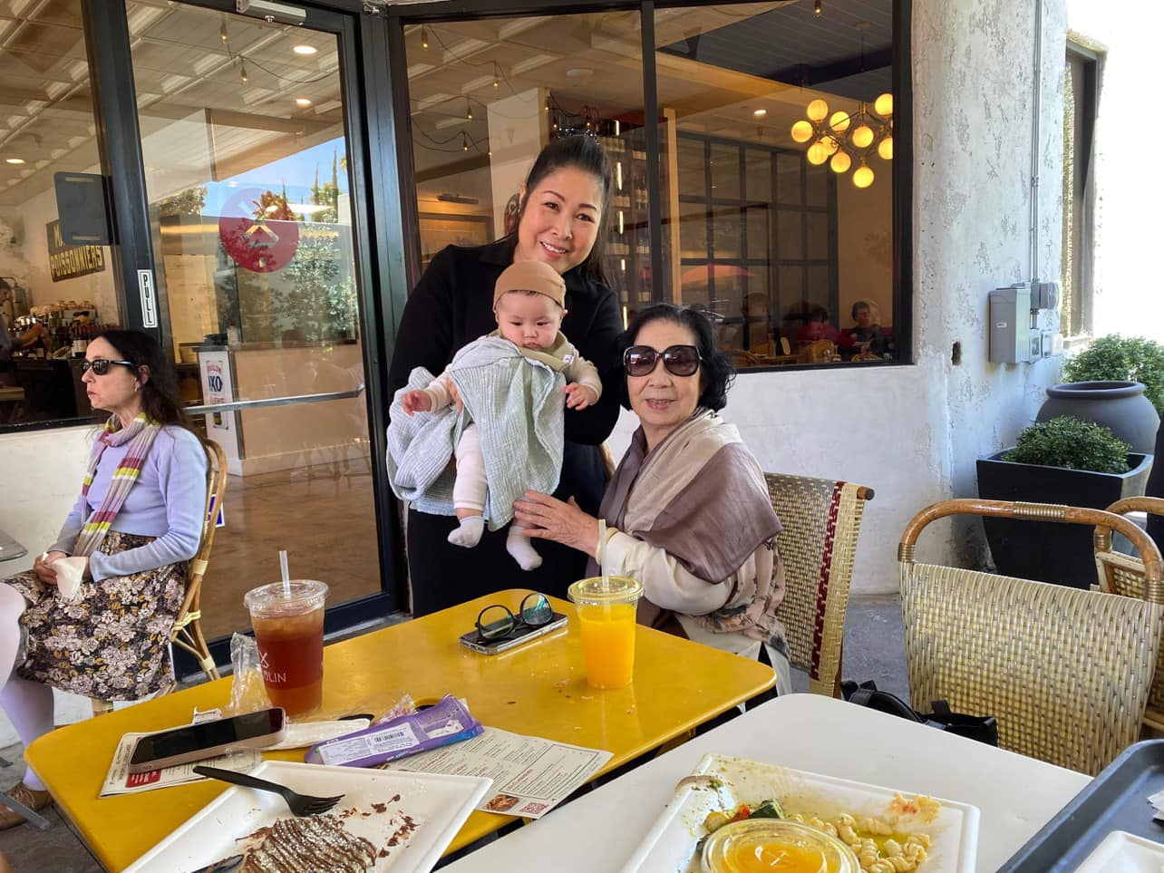 Tin Giải Trí 22/6: - Ảnh 12