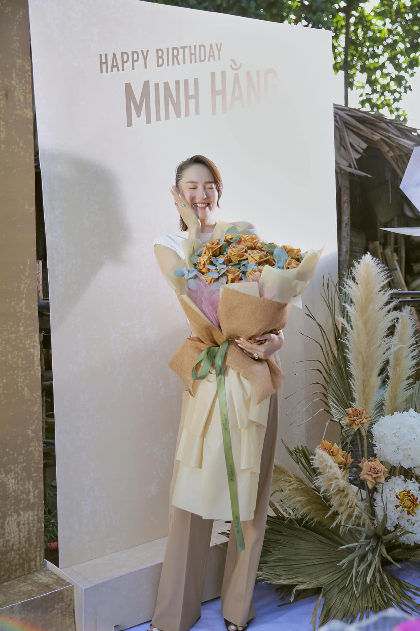 Tin Giải Trí 22/6: - Ảnh 8