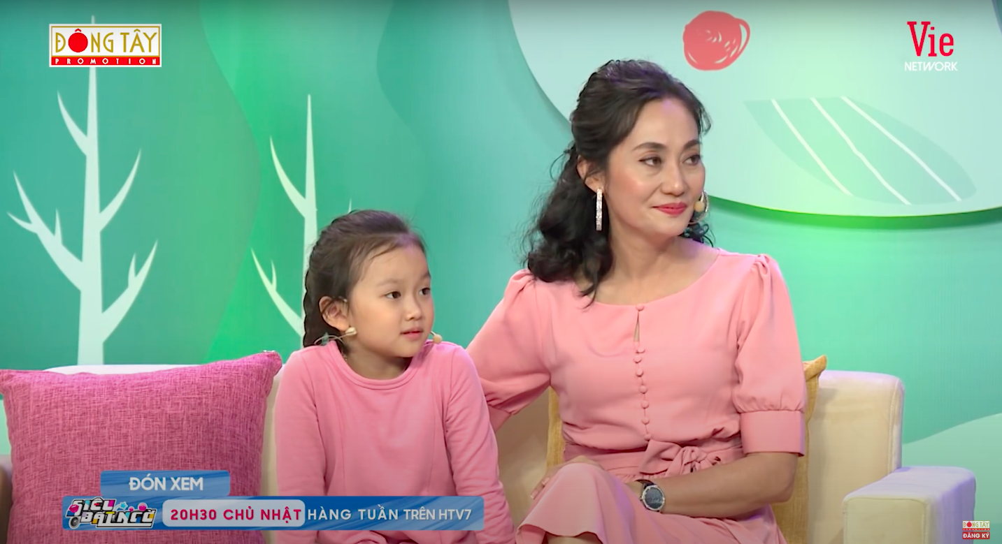 Các bà mẹ đơn thân showbiz làm gì khi con khóc năn nỉ mẹ đừng đi làm? - Ảnh 5