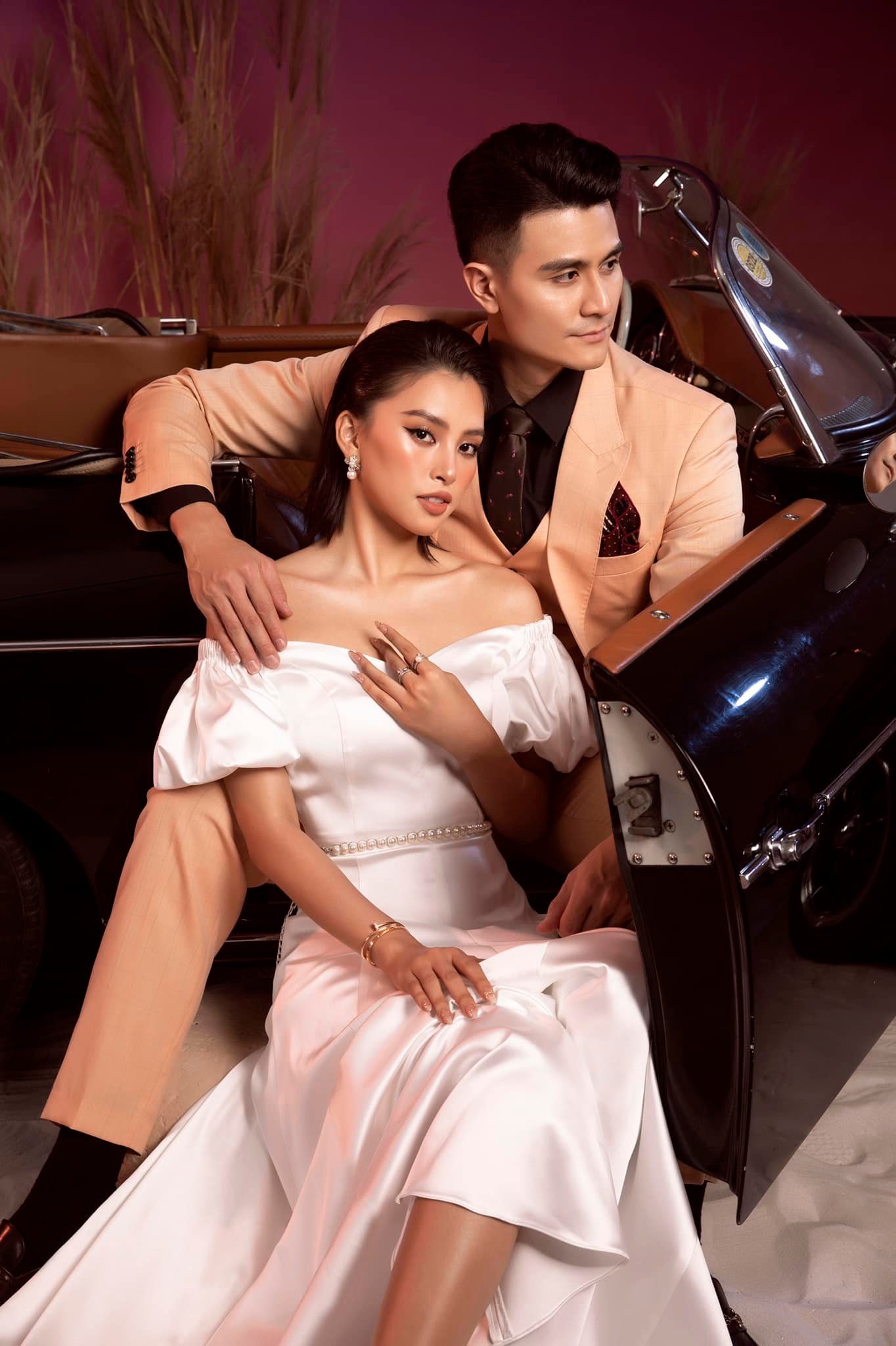 Sánh đôi bên Vĩnh Thụy, Tiểu Vy bị chê 