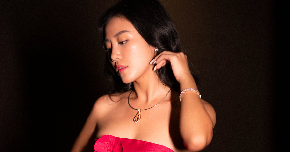 Văn Mai Hương tiết lộ từng bị bạn trai cũ bỏ để lấy cô gái khác