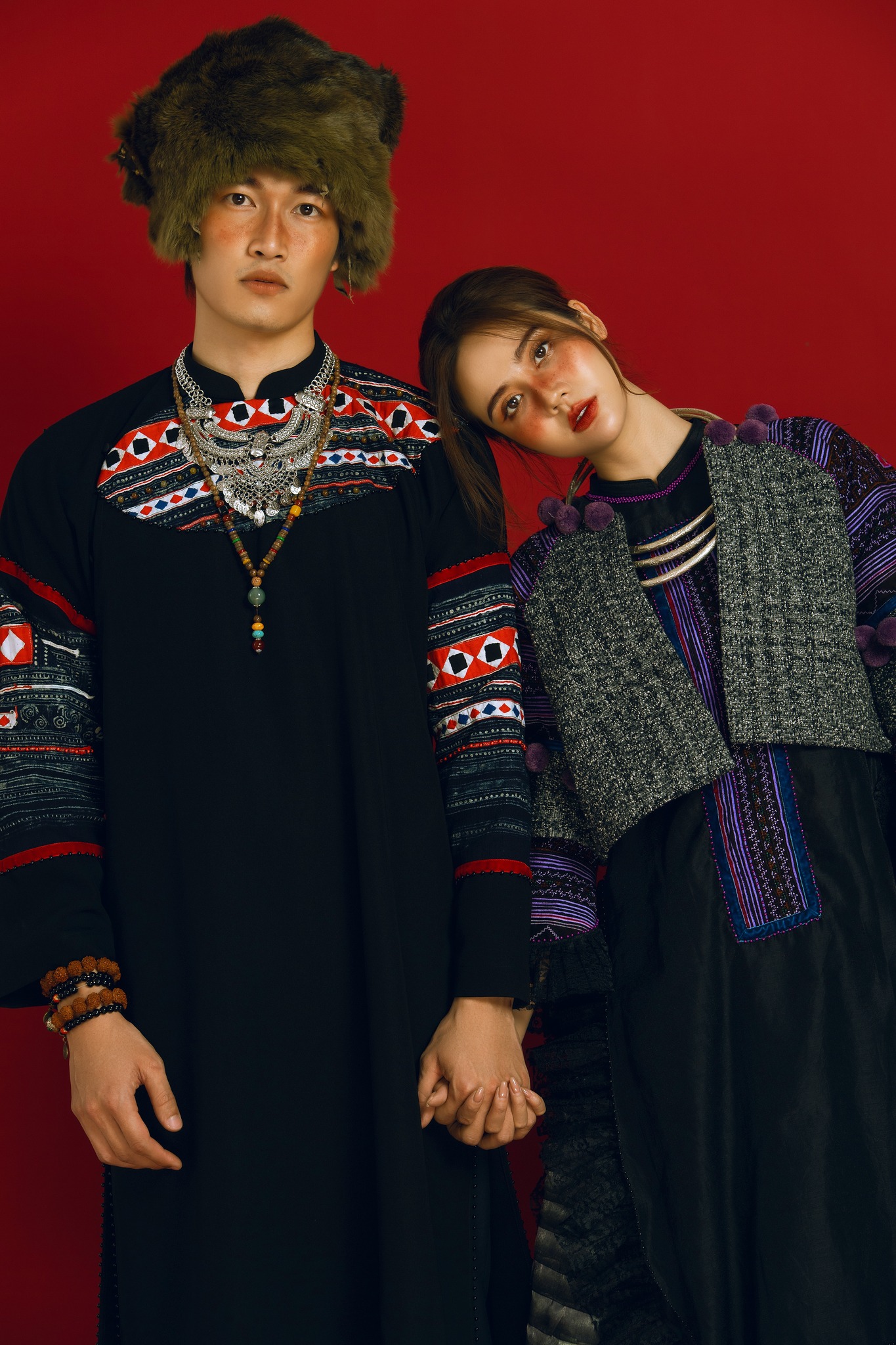 Sau màn cầu hôn lung linh, Đình Tú tung loạt ảnh cưới 