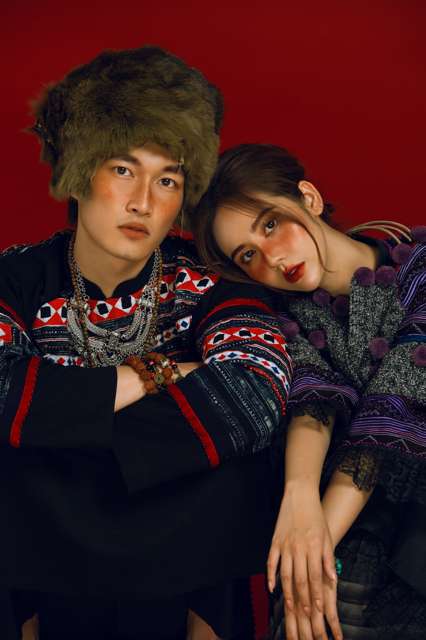 Sau màn cầu hôn lung linh, Đình Tú tung loạt ảnh cưới 