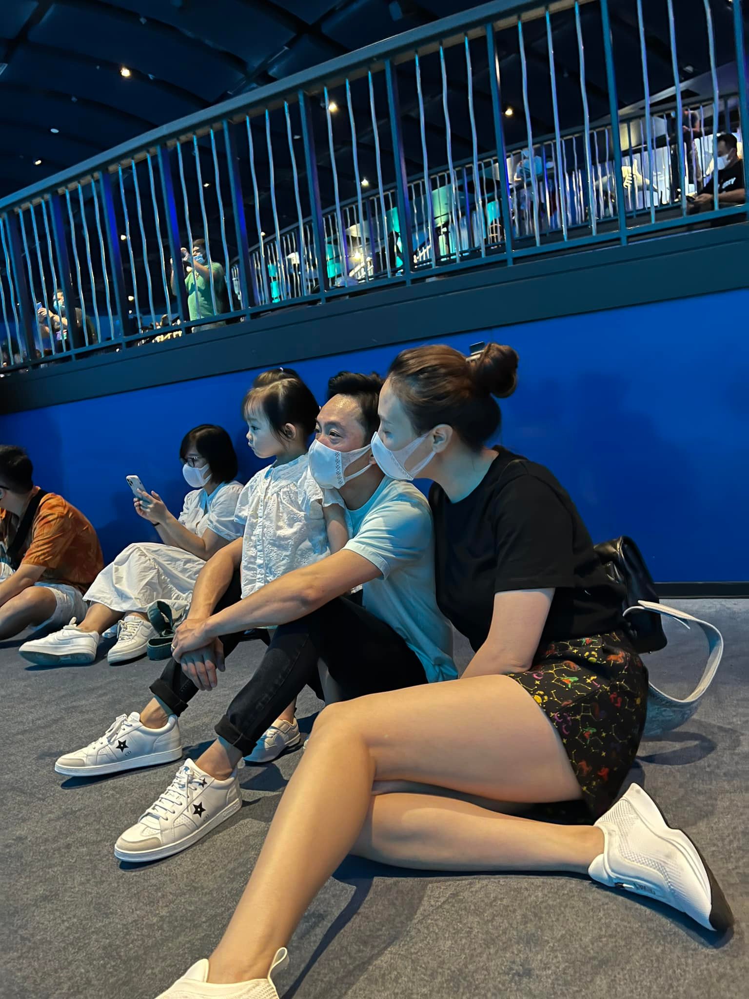 Tin Giải Trí 1/7:  - Ảnh 9