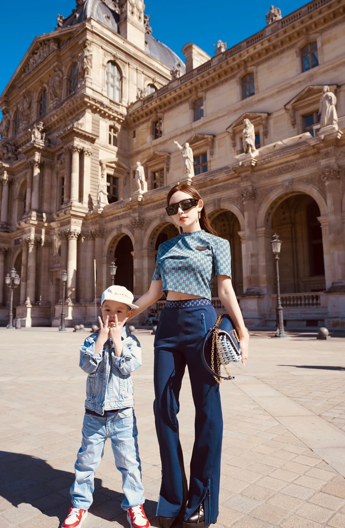 Con trai Huyền Baby: - Ảnh 6