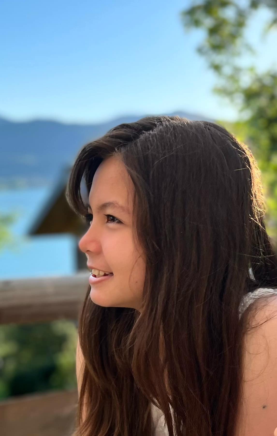 2 con diva Hồng Nhung lớn nhanh như thổi, thành thạo 3 thứ tiếng ở tuổi lên 10 - Ảnh 3