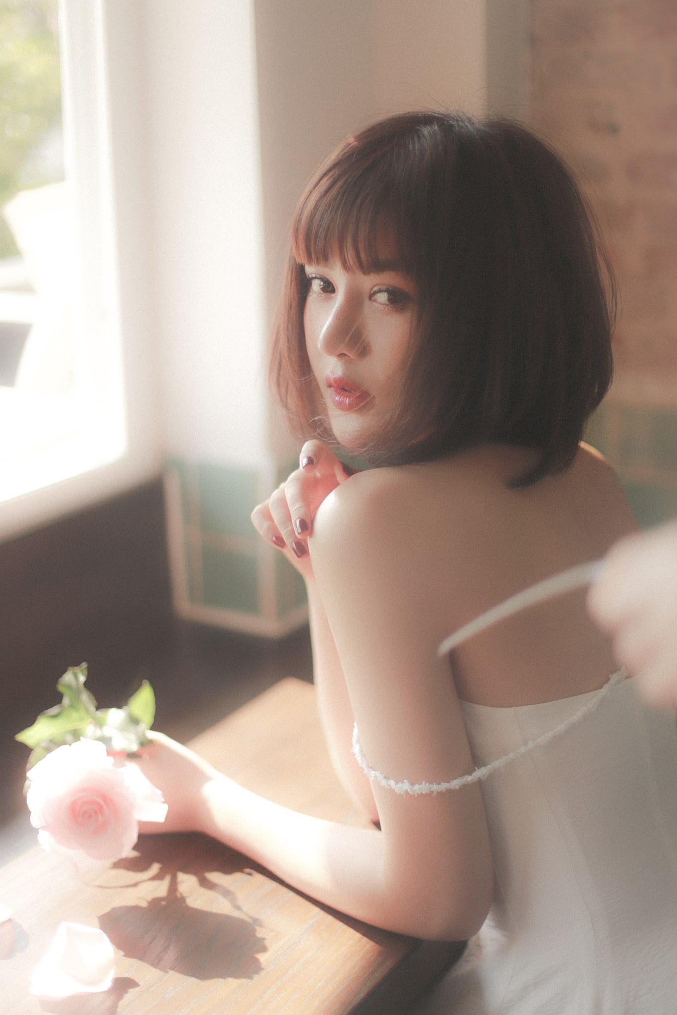 Mỹ nhân người Tày được H'Hen Niê khen ngợi tại Hoa hậu các Dân tộc Việt Nam 2022 - Ảnh 2