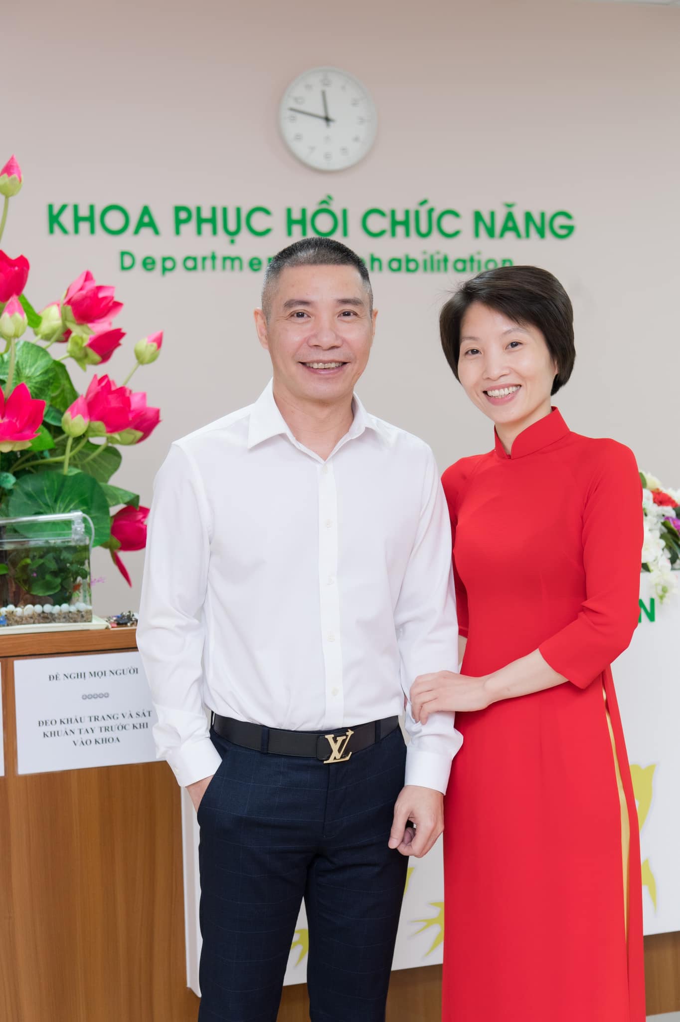 NSND Công Lý diện đồ bảnh bao, tham gia sự kiện đầu tiên sau 1 năm gặp bạo bệnh - Ảnh 1