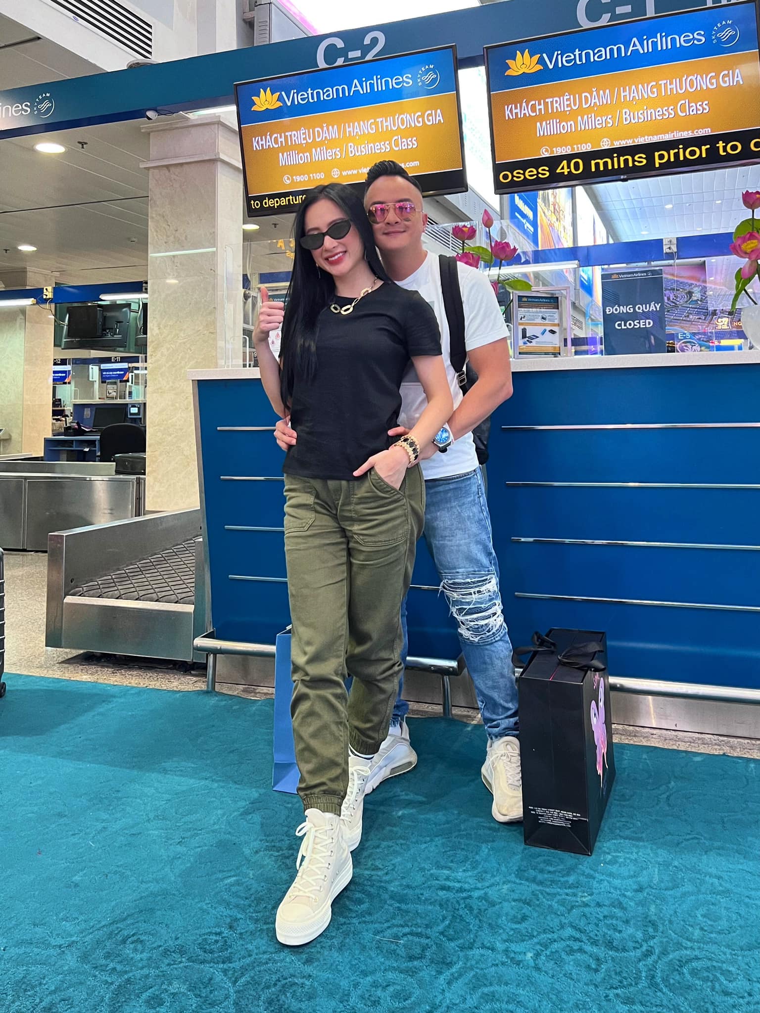 Angela Phương Trinh đi du lịch cùng mẹ con Cao Thái Sơn - Ảnh 5