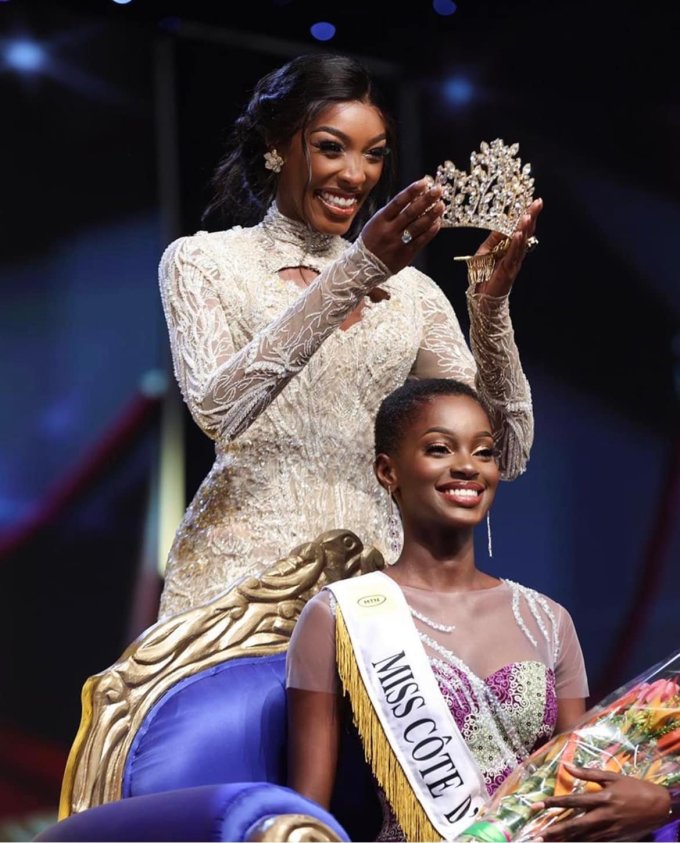 Hoa hậu Bờ Biển Ngà suýt ngất, bật khóc nức nở khi đăng quang - Ảnh 4