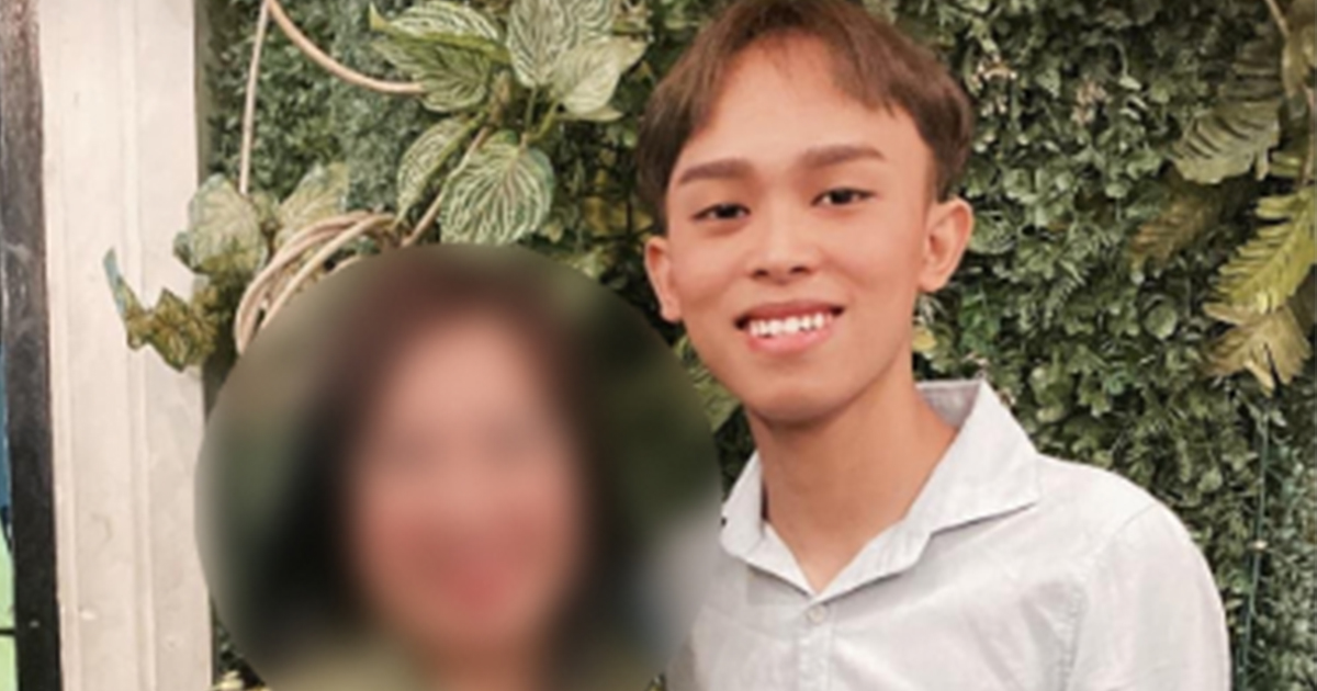 Cát xê trăm triệu, Hồ Văn Cường vẫn mặc áo nhàu, đi dép lê chụp ảnh cùng fan