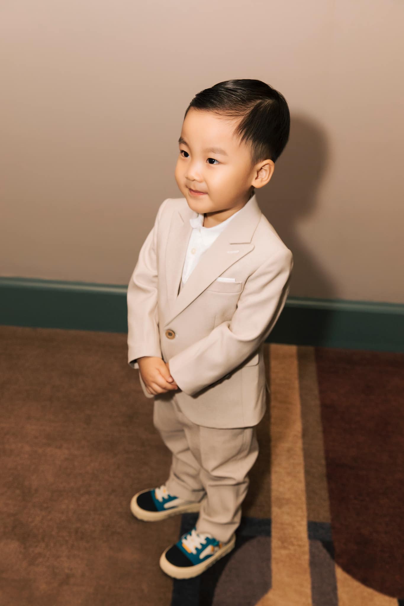 Hòa Minzy lo lắng đến mất ngủ trước ngày con trai nhập học - Ảnh 2