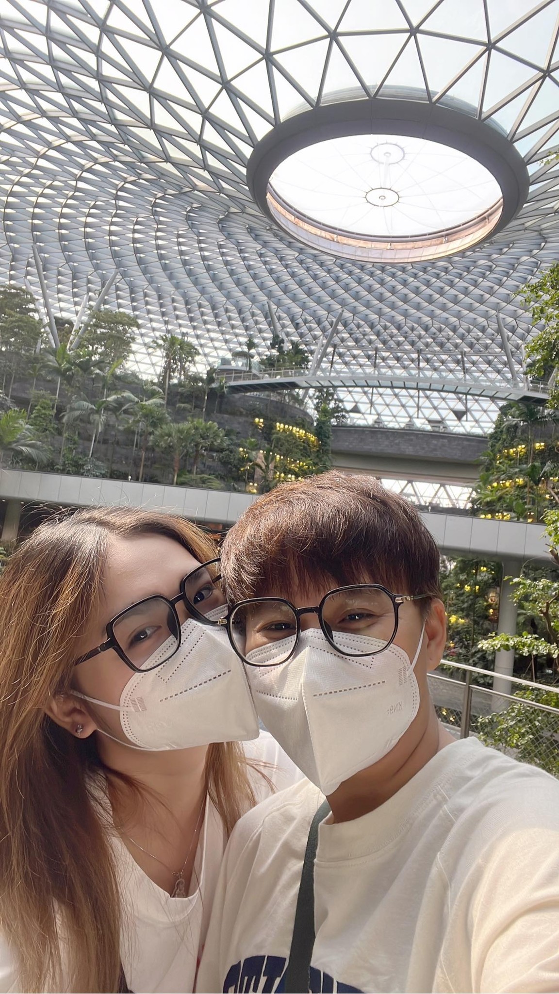 Thiện Nhân chính thức lên tiếng vụ mất tích: Bị gia đình xóa khỏi Fanpage, đang sống cùng bạn trai - Ảnh 3