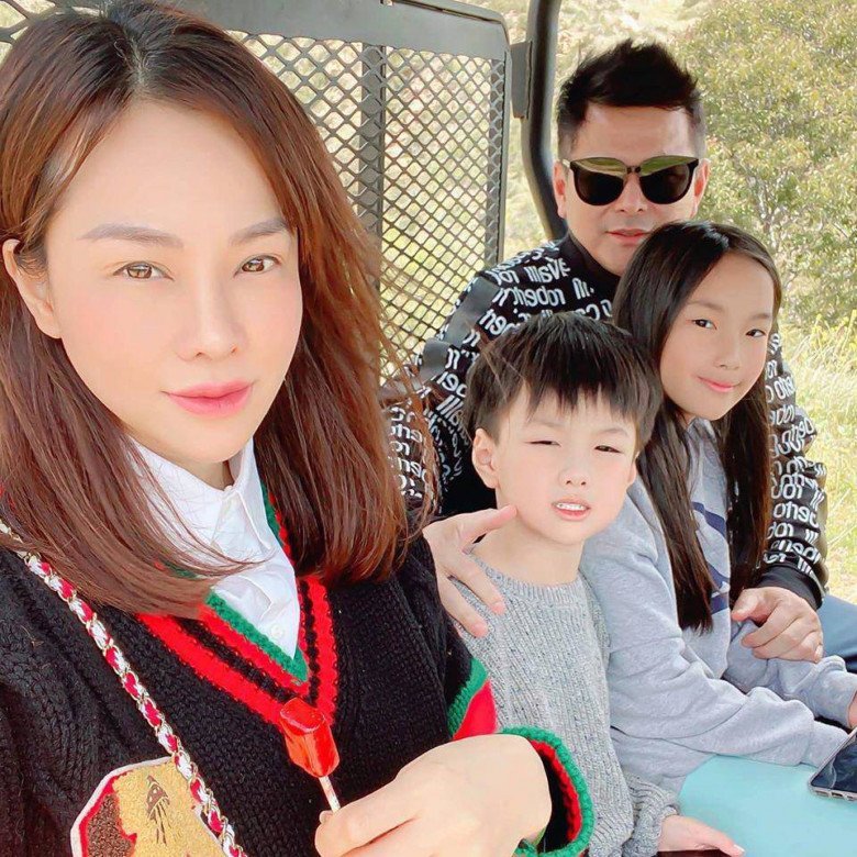 Cháu nội tỷ phú Hoàng Kiều 14 tuổi chân dài miên man, sống giản dị dù là tiểu thư - Ảnh 9