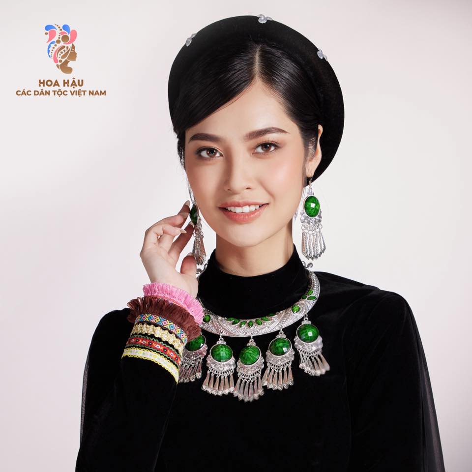 Hoa hậu Nông Thúy Hằng bị 