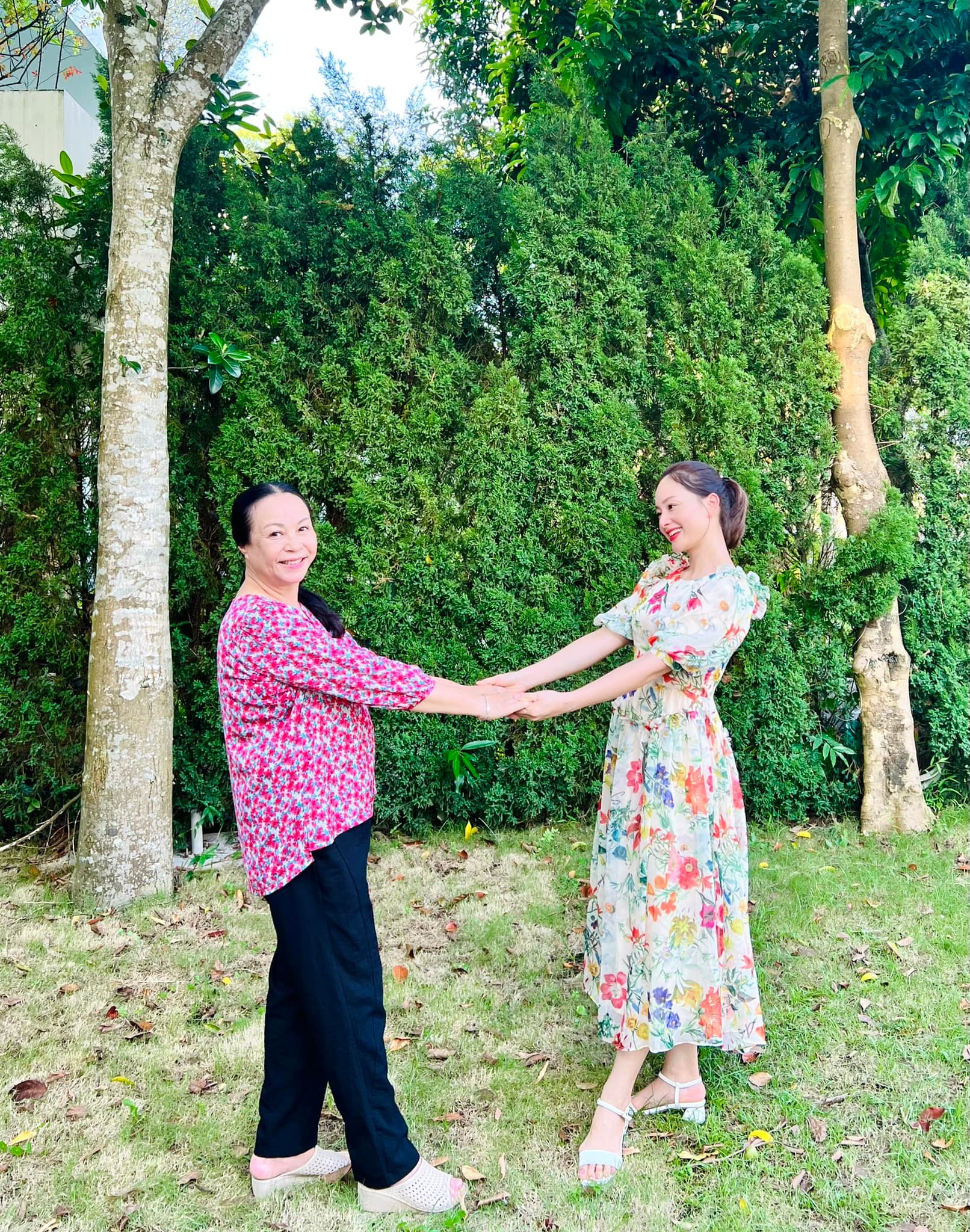 Tạm biệt Thương ngày nắng về, Lan Phương tag Hồng Đăng để cảm ơn - Ảnh 1