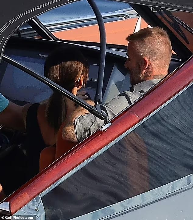 Cậu út nhà Beckham - Ảnh 4