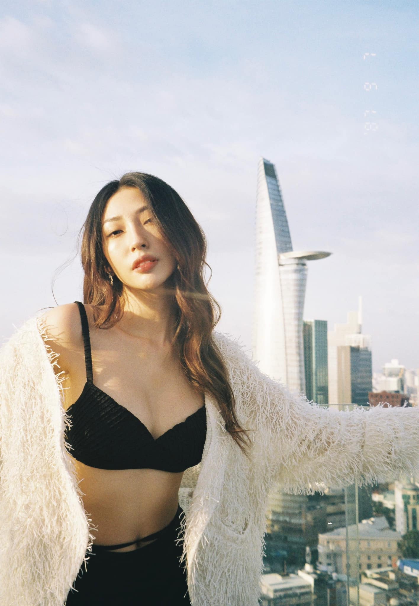 Khổng Tú Quỳnh - Ảnh 1