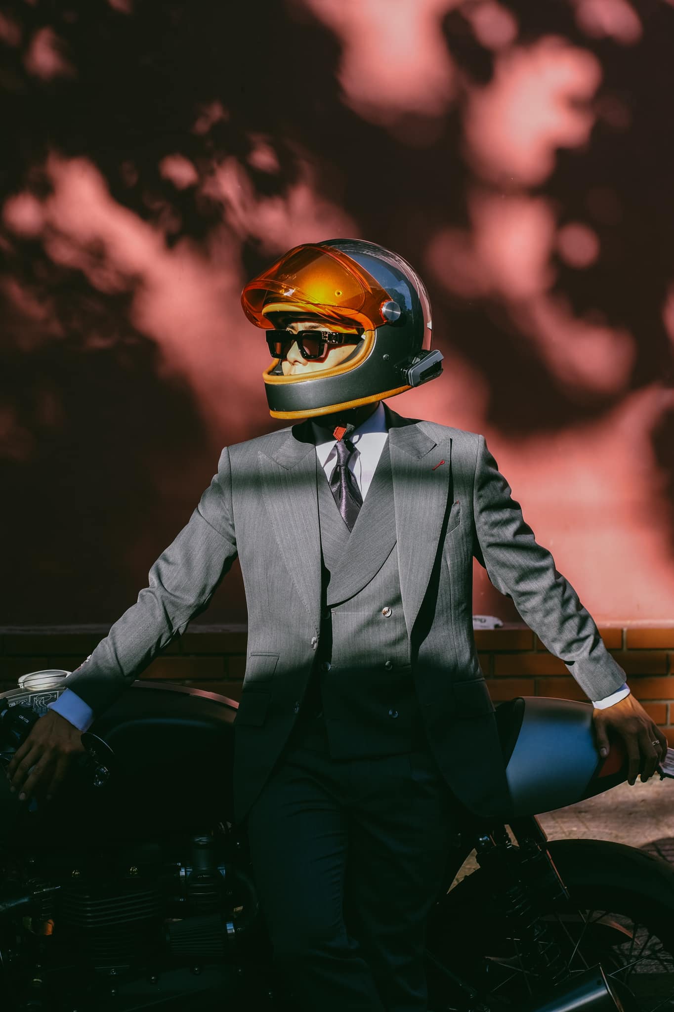 Phan Hiển hóa quý ông bụi bặm trước ngày đưa Khánh Thi sang Pháp chụp ảnh cưới - Ảnh 5