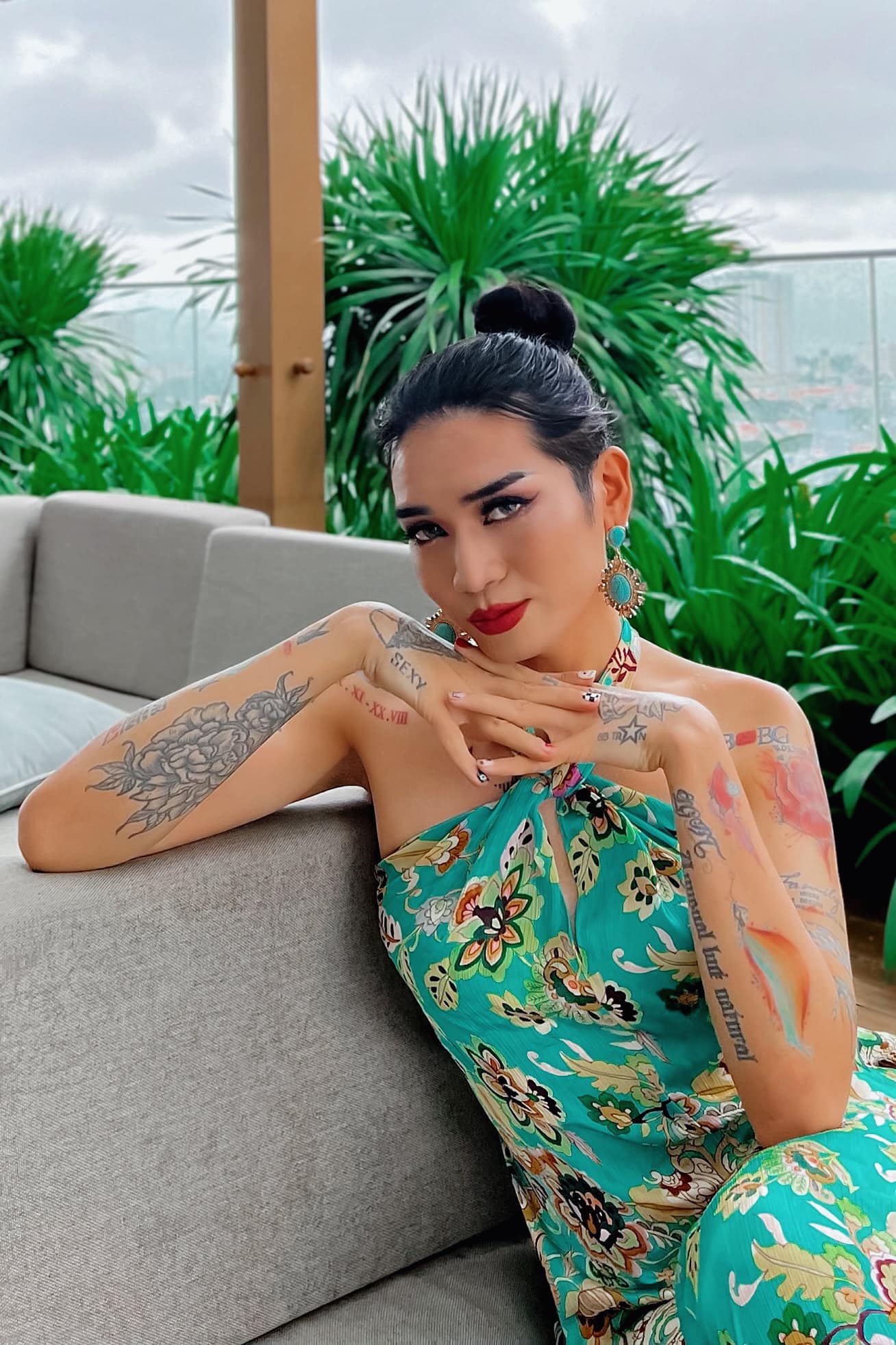 3 ngôi sao đình đám công khai xài chung bạn trai, danh tính thực là ai? - Ảnh 1