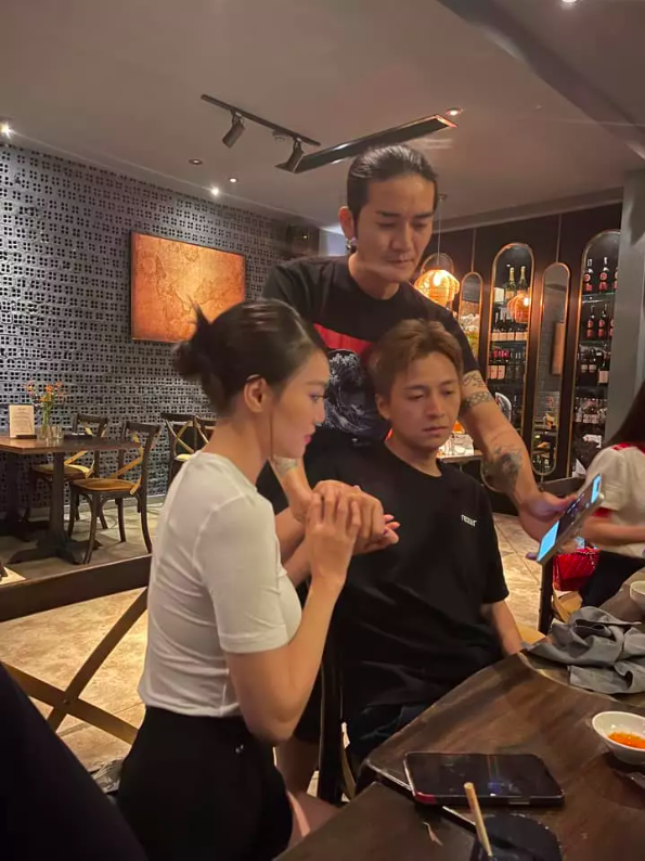 3 ngôi sao đình đám công khai xài chung bạn trai, danh tính thực là ai? - Ảnh 5